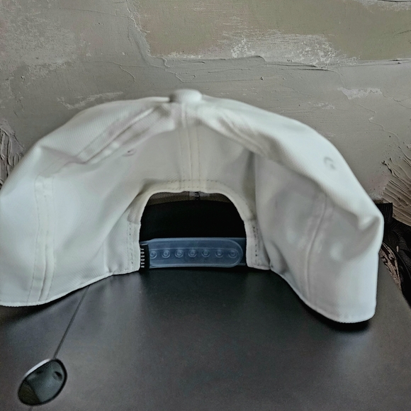 Nike Air Jordan Adult Retro 11 XI Concord Snap Back Hat White/Black $95 or OBO - Picture 3 of 3